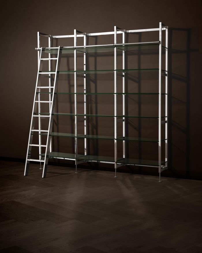 Cabinet Madrid with stairs