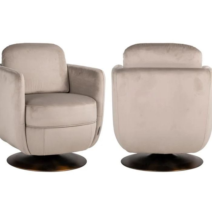 Chair Alexia Hartman