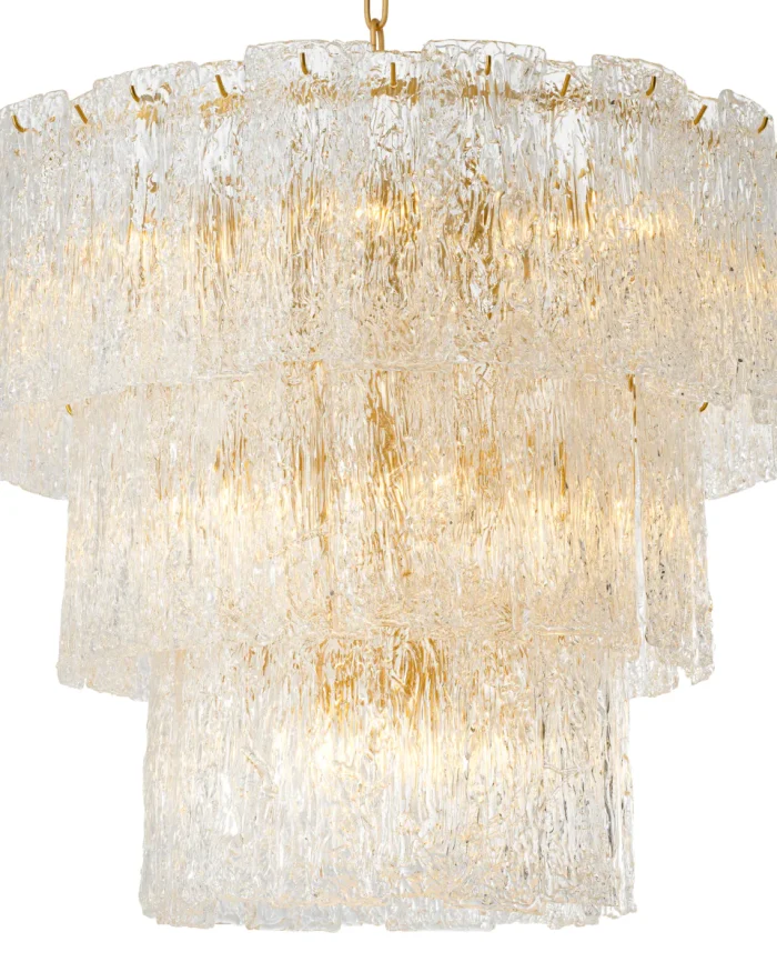 Chandelier Ieuan Espinoza