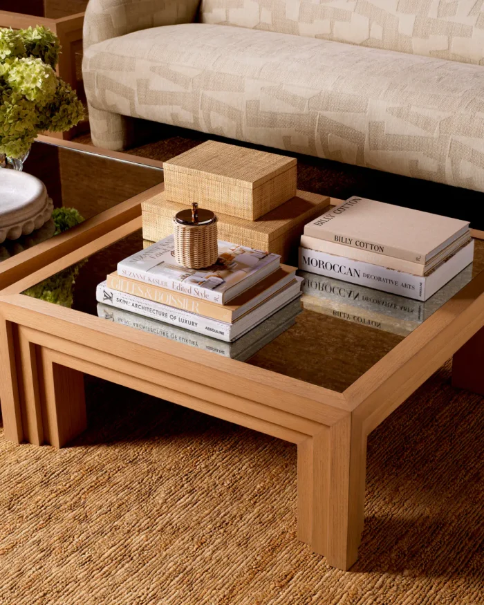 Desk Jaydon Valencia