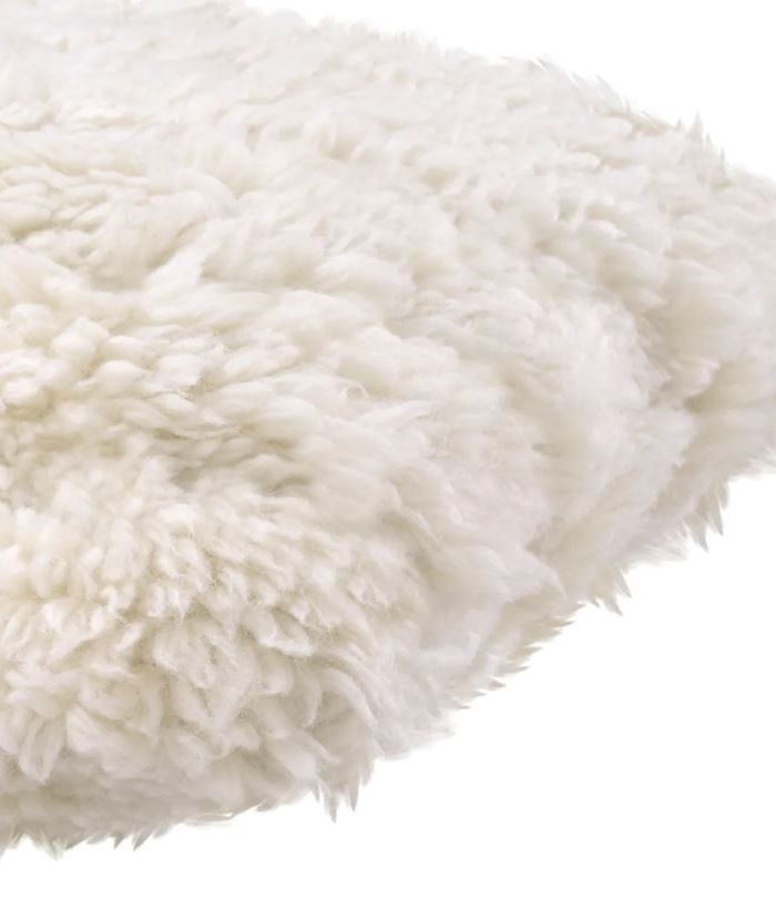 Cushion Basit S