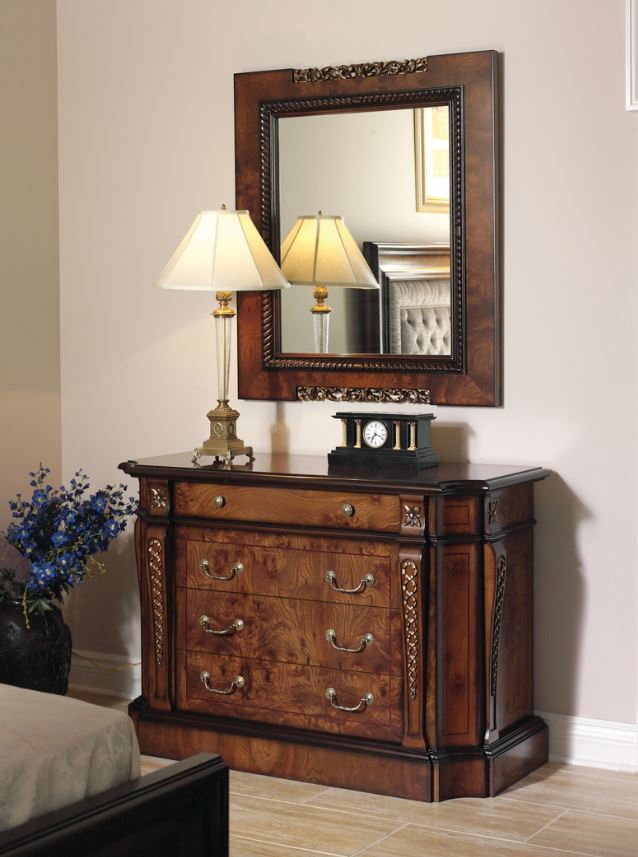 Dresser COMODA